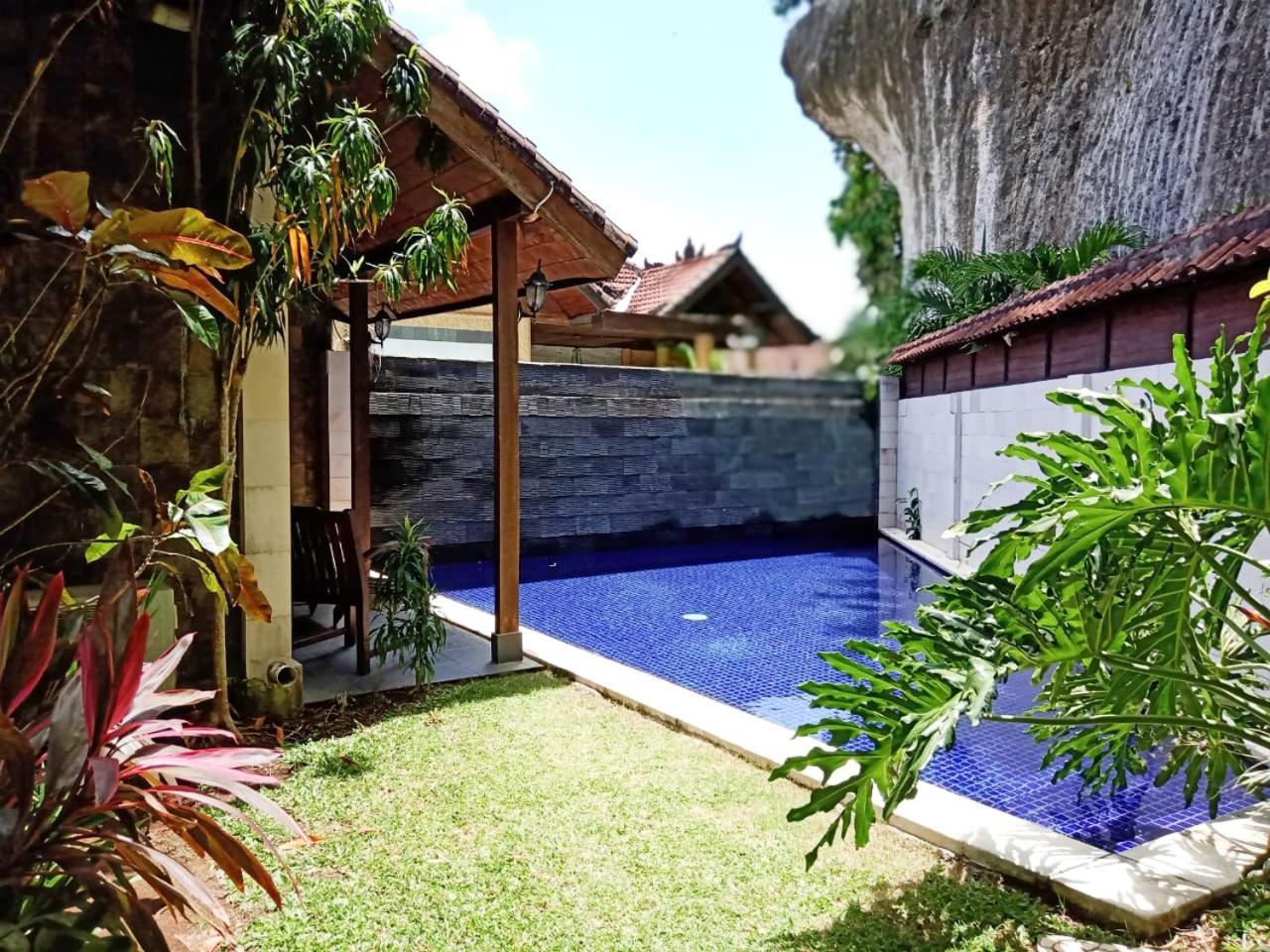 Centre Point Villa