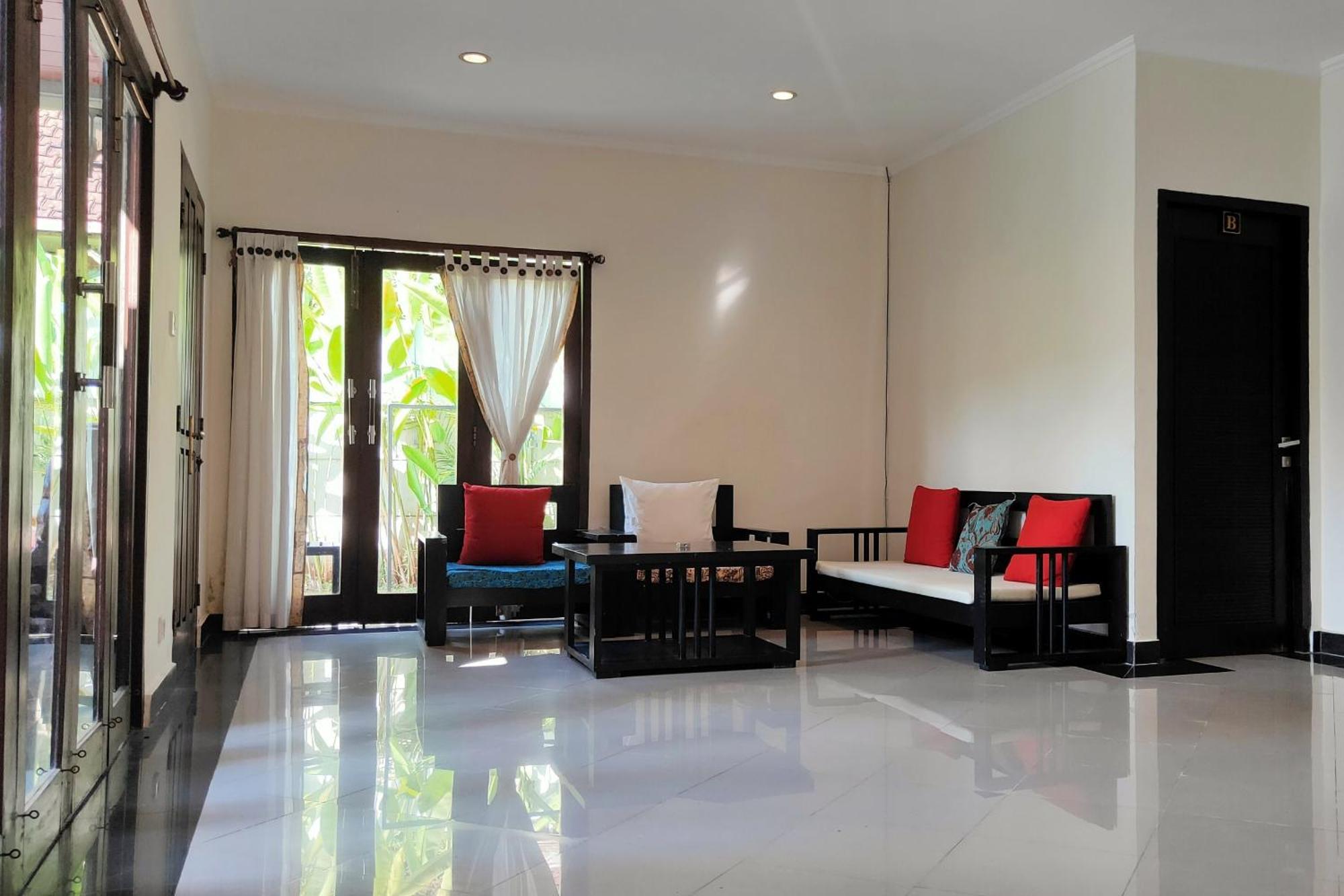 Centre Point Villa *