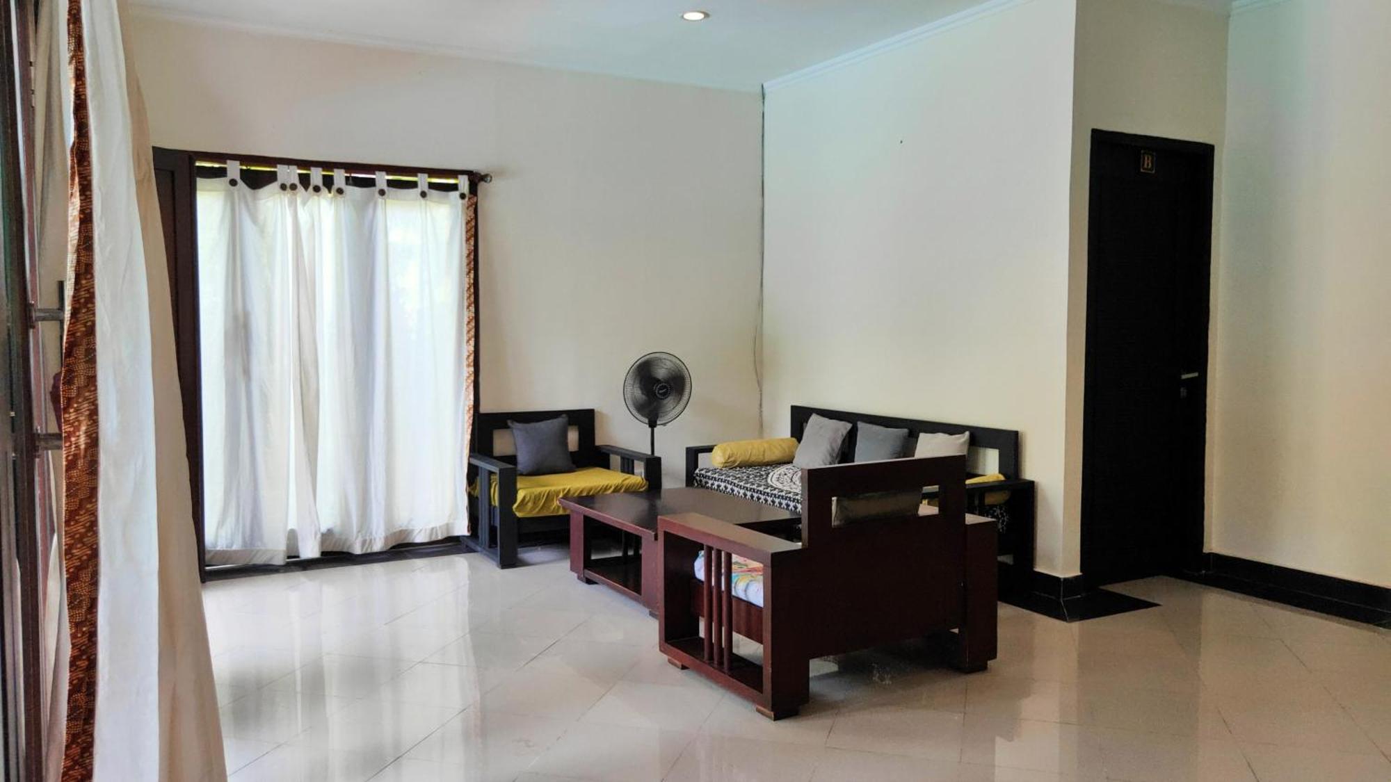 Centre Point Villa